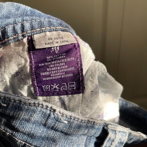 Vigoss Junior Women's The New York Bootcut Distressed Blue Denim Jeans Size 3 - Picture 8 of 12